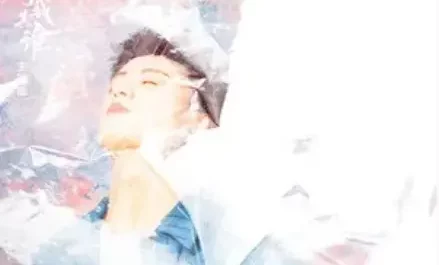 Run With the Dream以梦为马(Yi Meng Wei Ma) Go Into Your Heart OST By Mikey Jiao Maiqi焦迈奇
