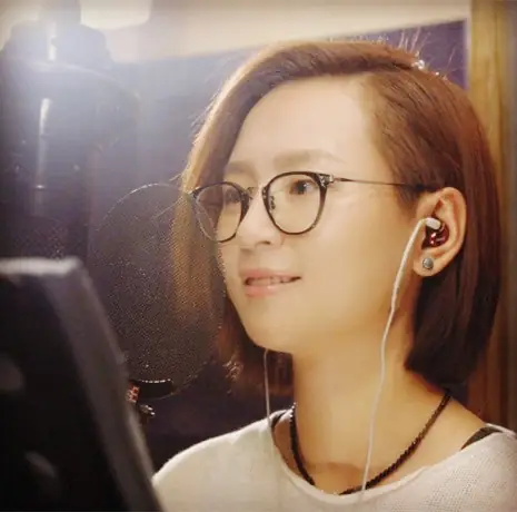 Hello World (The Breakup Guru OST) By Bibi Zhou周笔畅 & Deng Chao邓超