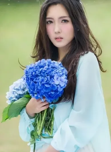 Please Don’t Say Sorry To Me请不要对我说Sorry(Qing Bu Yao Dui Wo Shuo Sorry) By Angel He Jie何洁