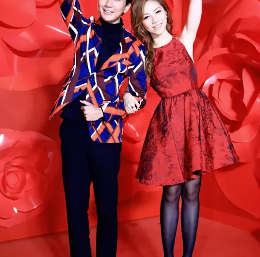 The Rose In Your Hand手心的蔷薇(Shou Xin De Qiang Wei) By JJ Lin林俊杰 & G.E.M.邓紫棋