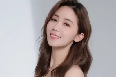This Summer这个夏天(Zhe Ge Xia Tian) Discovery of Romance OST By Ariel Ann安唯绫