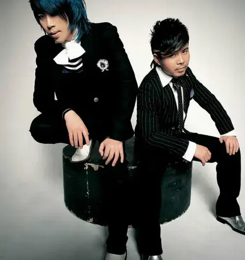 Faraway From Home在他乡(Zai Ta Xiang) By Age of Water and Wood水木年华