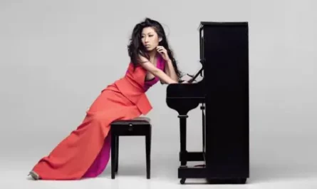 Life Has a Kind of Certainty生命有一种绝对(Sheng Ming You Yi Zhong Jue Dui) All Out of Love OST By Wanting Qu曲婉婷