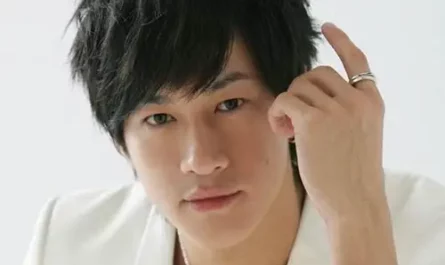 Belated Love后知后觉的爱(Hou Zhi Hou Jue De Ai) Beautiful Secret OST By Peter Ho何润东