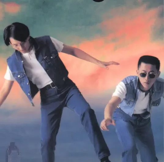 What’s the Use of Winning the World if I Lost You输了你赢了世界又如何(Shu Le Ni Ying Le Shi Jie You Ru He) By UKULELE优客李林 (Terry Lin林志炫 & Lee Chi李骥)