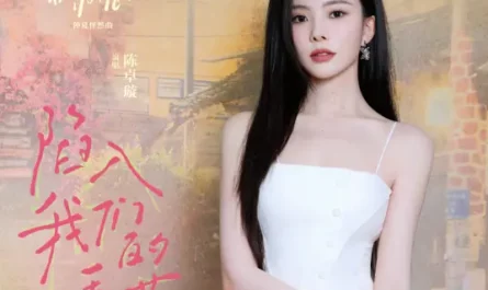 Fall Into Our Season陷入我们的季节(Xian Ru Wo Men De Ji Jie) Be Passionately in Love OST By Krystal Chen Zhuoxuan陈卓璇