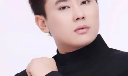 Love Song of the Mortal World红尘情歌(Hong Chen Qing Ge) By Gao An高安