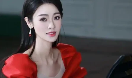 Lighthouse灯塔(Deng Ta) The Dance of the Storm OST By Li Yun'er李允儿